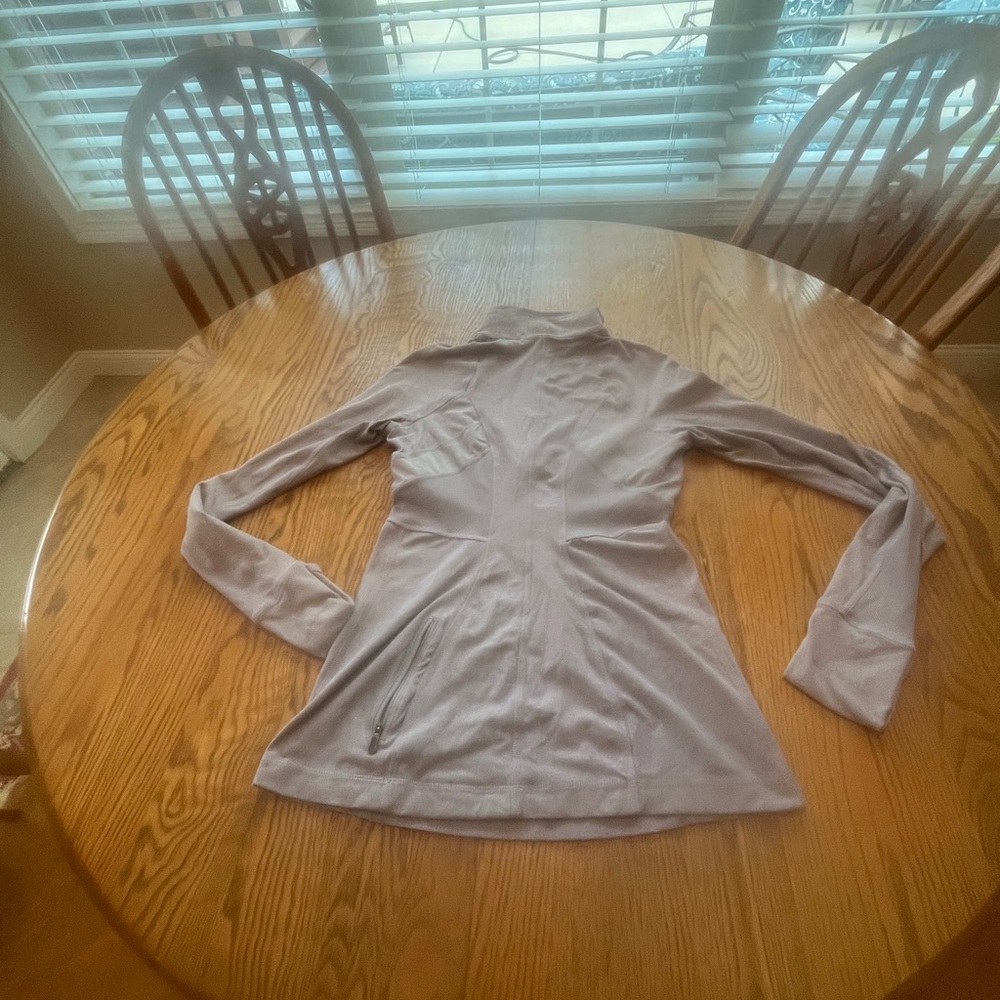 Lululemon Run: Full Tilt 1/2 Zip Pullover Lavender Size 6 *Measurements* - Picture 7 of 11
